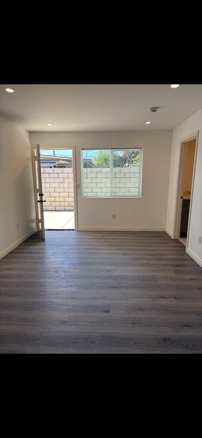 Photo - 417 Camino Real St Unit A