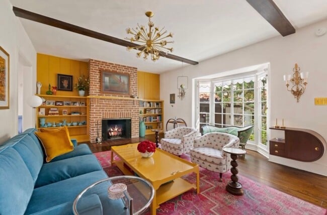 Photo - 10966 Strathmore Dr