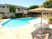Swimming pool - 3220 Merrill Dr Unit 21