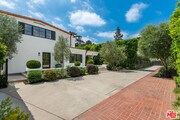 Photo - 14226 Chandler Blvd House