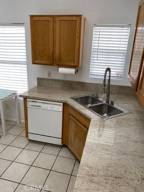 Photo - 27628 Powell Dr