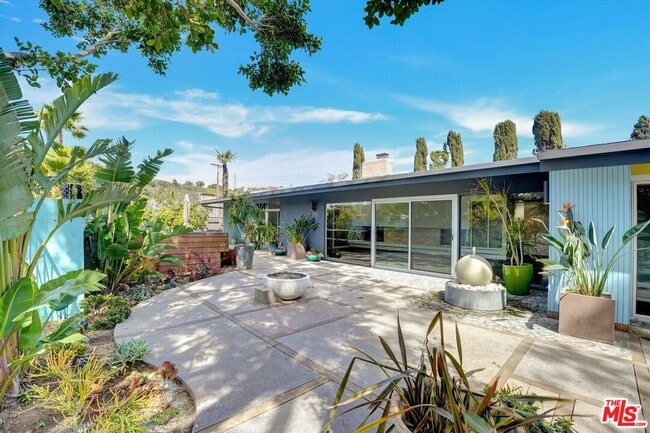 Photo - 2755 Carmar Dr