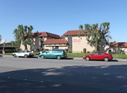 Photo - El Paraiso Apts