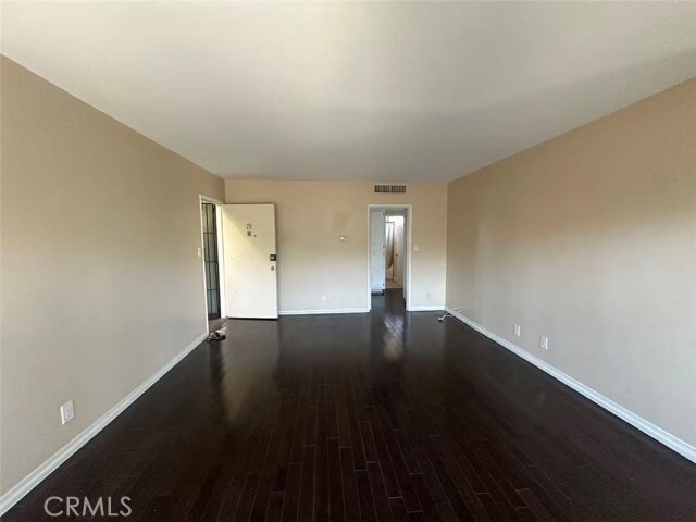 Photo - 9070 Huntington Dr Unit 19