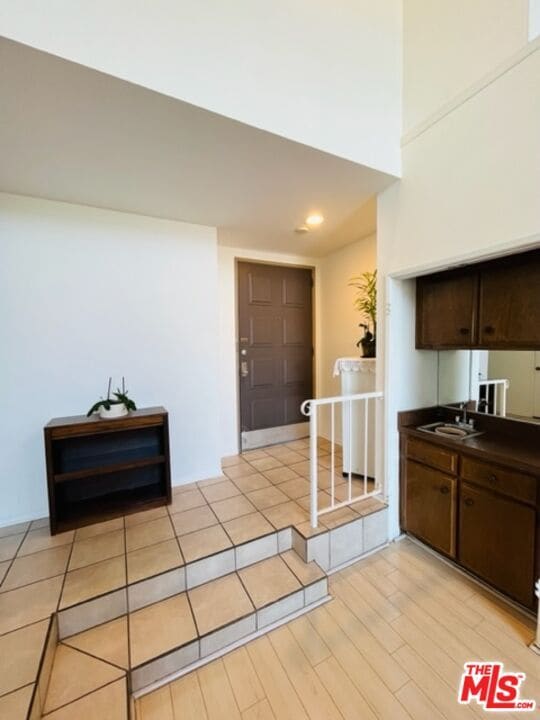 Photo - 221 S Gale Dr Unit 401