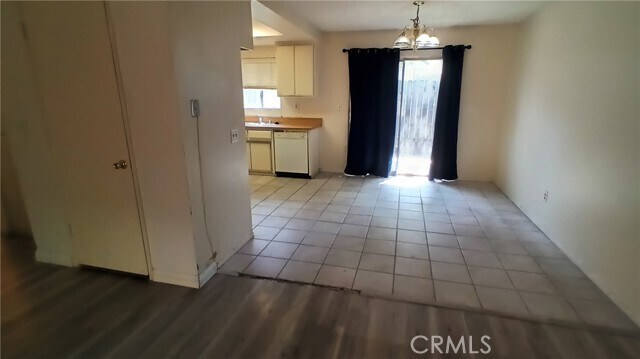 Photo - 124 E Colorado Blvd