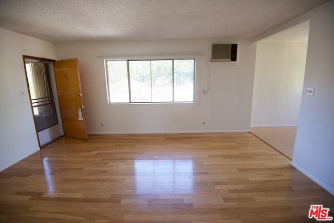 Photo - 4168 Brunswick Ave Unit C