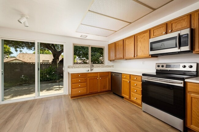 Photo - Beautiful 2/2 Condo in Hidden Valley!