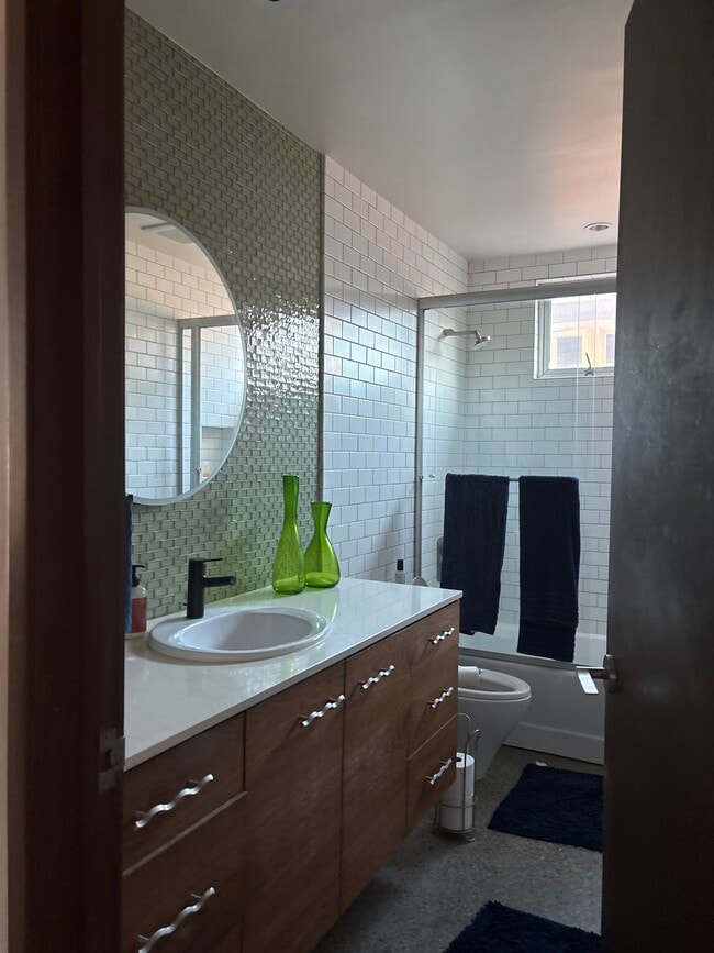 Building Photo - 885 Albion St Rental