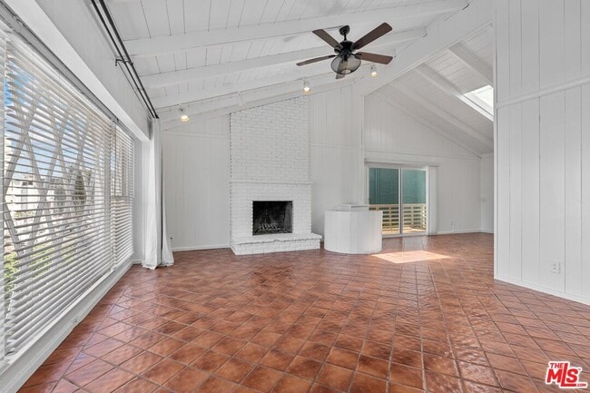 Photo - 112 Fleet St