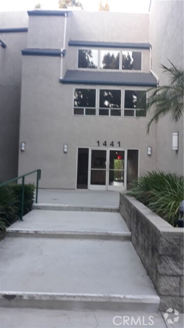 Building Photo - 1441 Brett Pl Unit 245 Rental