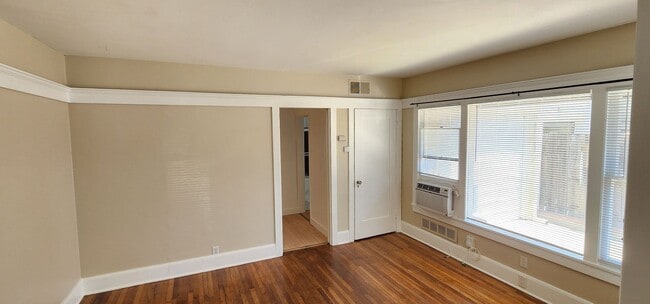 Photo - 921-923 9th St. Unit 923