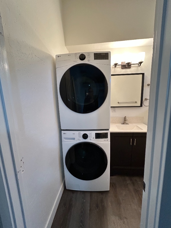 Photo - 3467-71 Luna Ave