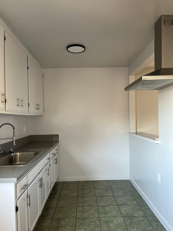 Photo - 7800 S Hoover St Apartment