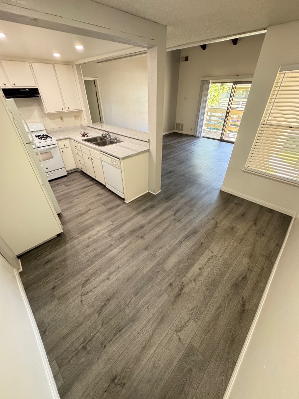 Photo - 1133 E Alosta Ave Unit B105