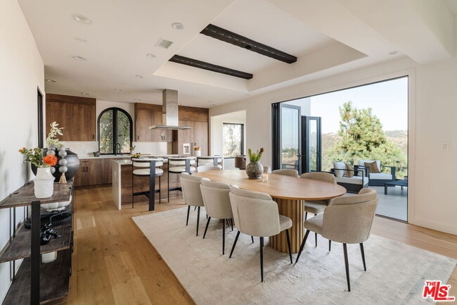 Photo - 1666 Summitridge Dr