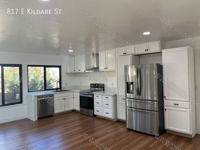 Photo - 817 E Kildare St