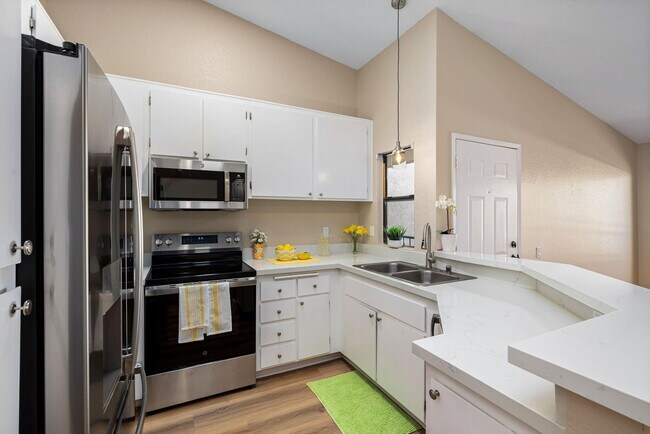 Photo - 78650 Ave 42 Unit 906