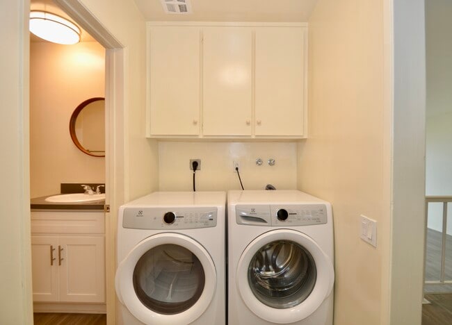 Photo - Malibu Coastline Apartments