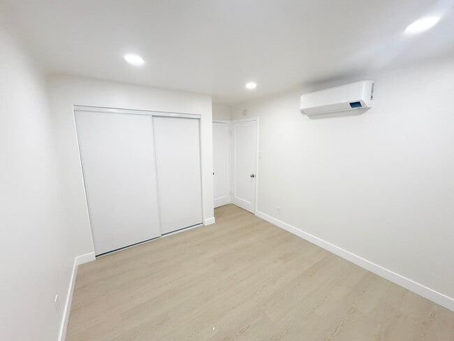 Photo - 2740 Easy Ave