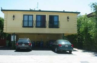 Photo - 1054 S Wooster St Apartments