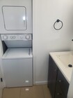 Laundry - 516 N Oxford Ave