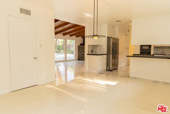 Photo - 5604 Valley Circle Blvd