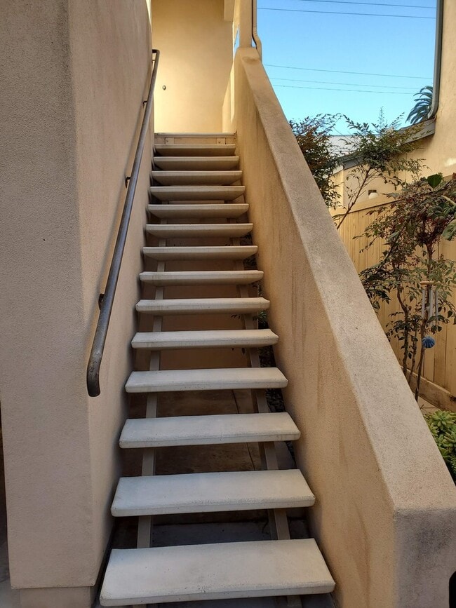 Photo - 2 story condo with private balcony & roof deck - blocks from the Beach Unit B
