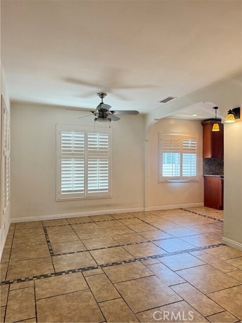 Photo - 6517 White Oak Ave