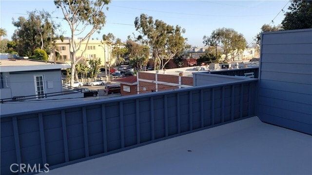 Building Photo - 215 Lower Cliff Dr Unit D