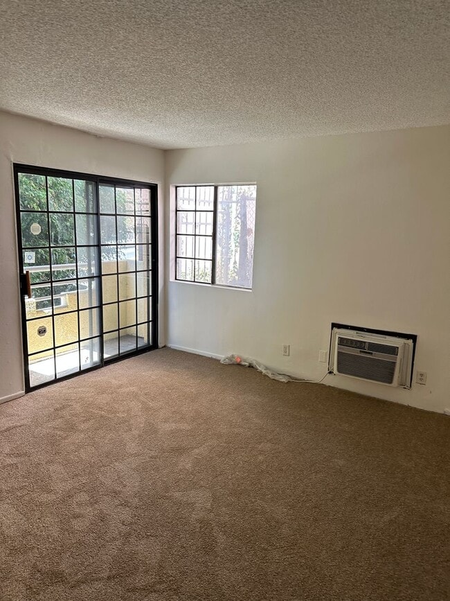 Photo - 2-Bedroom First-Floor Condo with Utilities... Unit 101