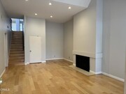 Photo - 250 Cordova St