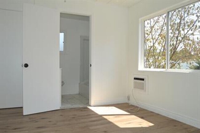 Photo - Pomeroy Ave Unit 2681 1/2