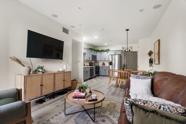 Photo - 1501 Front St Unit SI ID1513736P