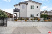 Photo - 3955 1/2 S Budlong Ave Unit 3955