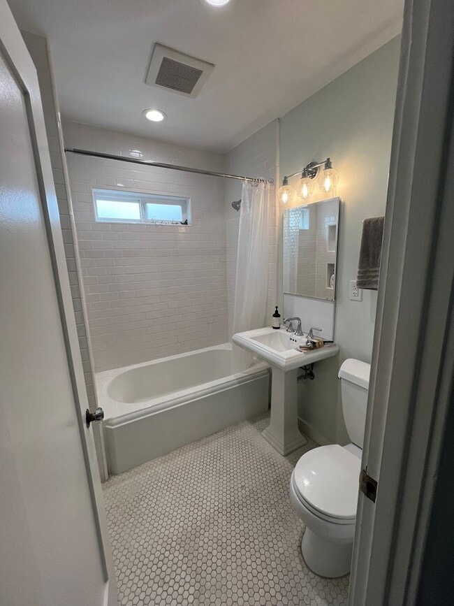 Photo - 2 bedroom house for rent