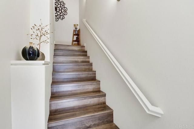 Photo - 2182 Cosmo Way