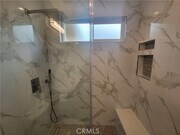 Photo - 14728 Kingsbury St