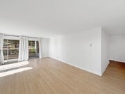 Photo - Charming & Spacious 2BD/2BA Condo in Bay P... Unit 107