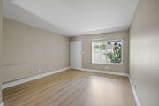 Photo - 23732 Hillhurst Dr Condo