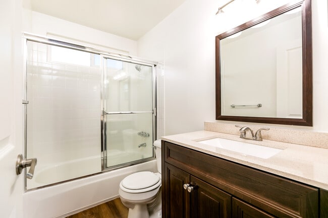 Photo - 2616 Mathews Ave