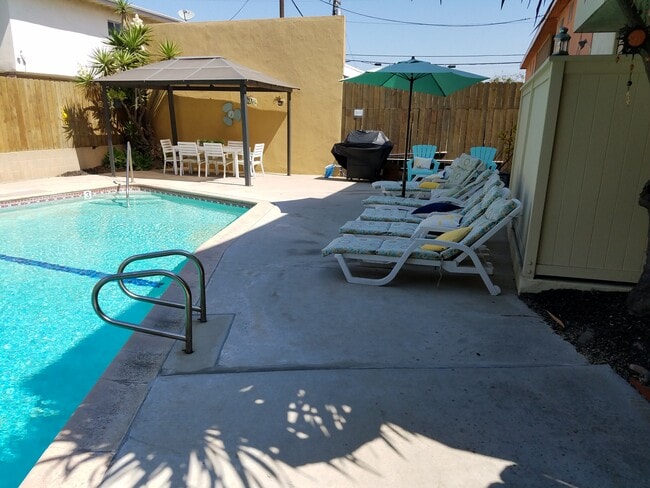 Photo - Westport Apartments