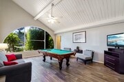 Photo - Vista Oaks Apartments