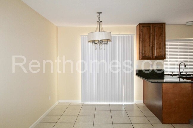 Photo - 11093 Madrigal St