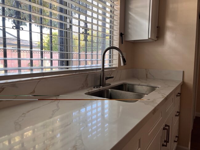 Photo - 1404 Dawley Ave Unit Remodeled ADU