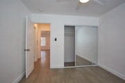 2BR, 1BA - 800 SF - Freeman Apartment Homes