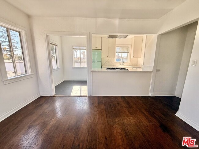 Photo - 3883 S Gramercy Pl