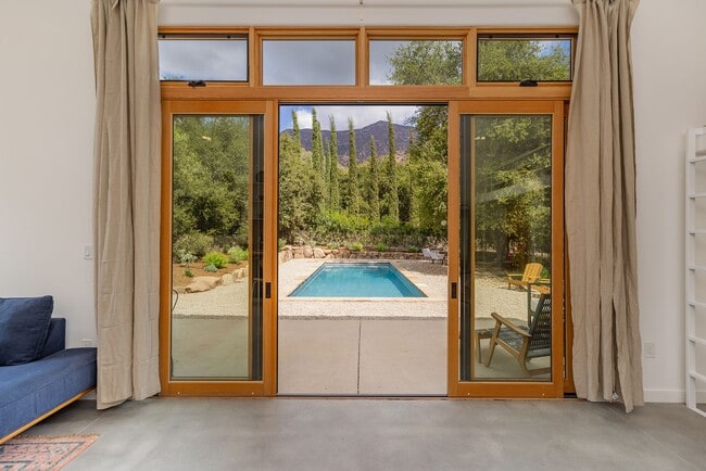 Photo - Ojai hideaway!