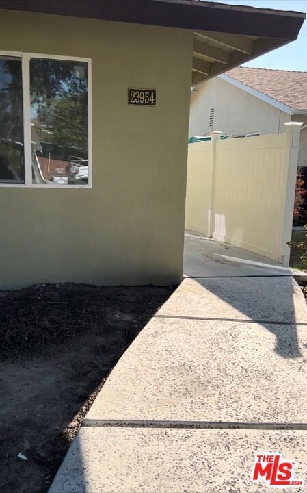 Photo - 23954 Hartland St Townhome