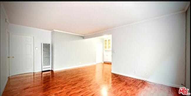 Photo - 3740 Veteran Ave